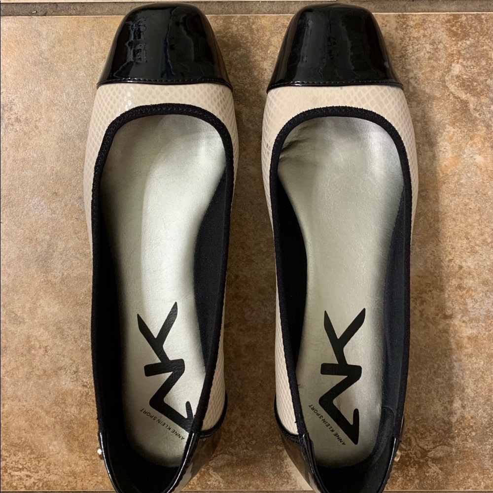 Anne Klein Dress Flats